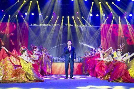 王健林：萬達決定做互聯(lián)網(wǎng)金融（網(wǎng)絡信貸、移動支付）