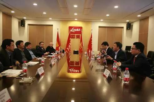 杜鵑擔(dān)任重大決策委員會(huì)主席，負(fù)責(zé)重大事項(xiàng)決策